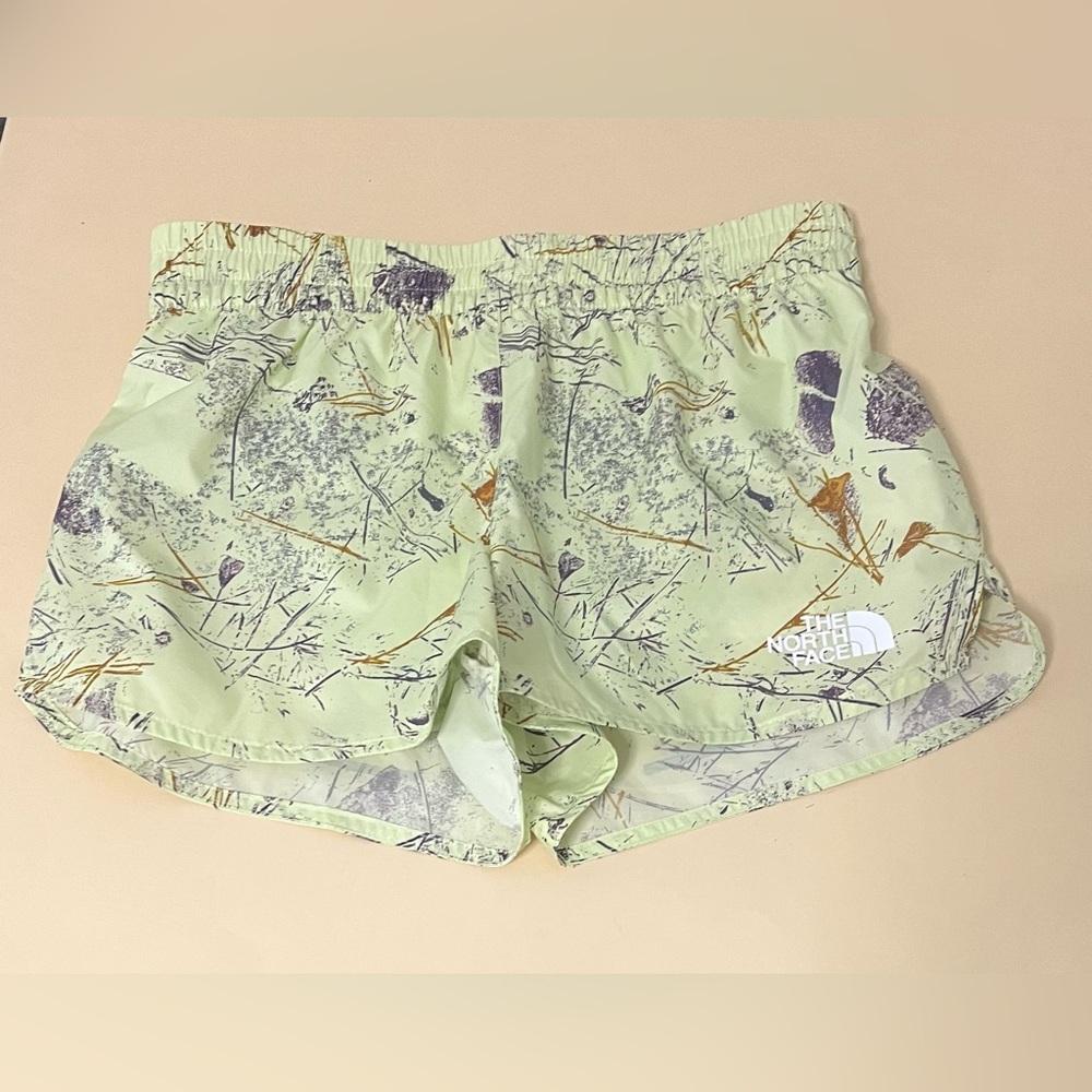 The North Face Limitless Run Short Lime Cream Valley Floor Print